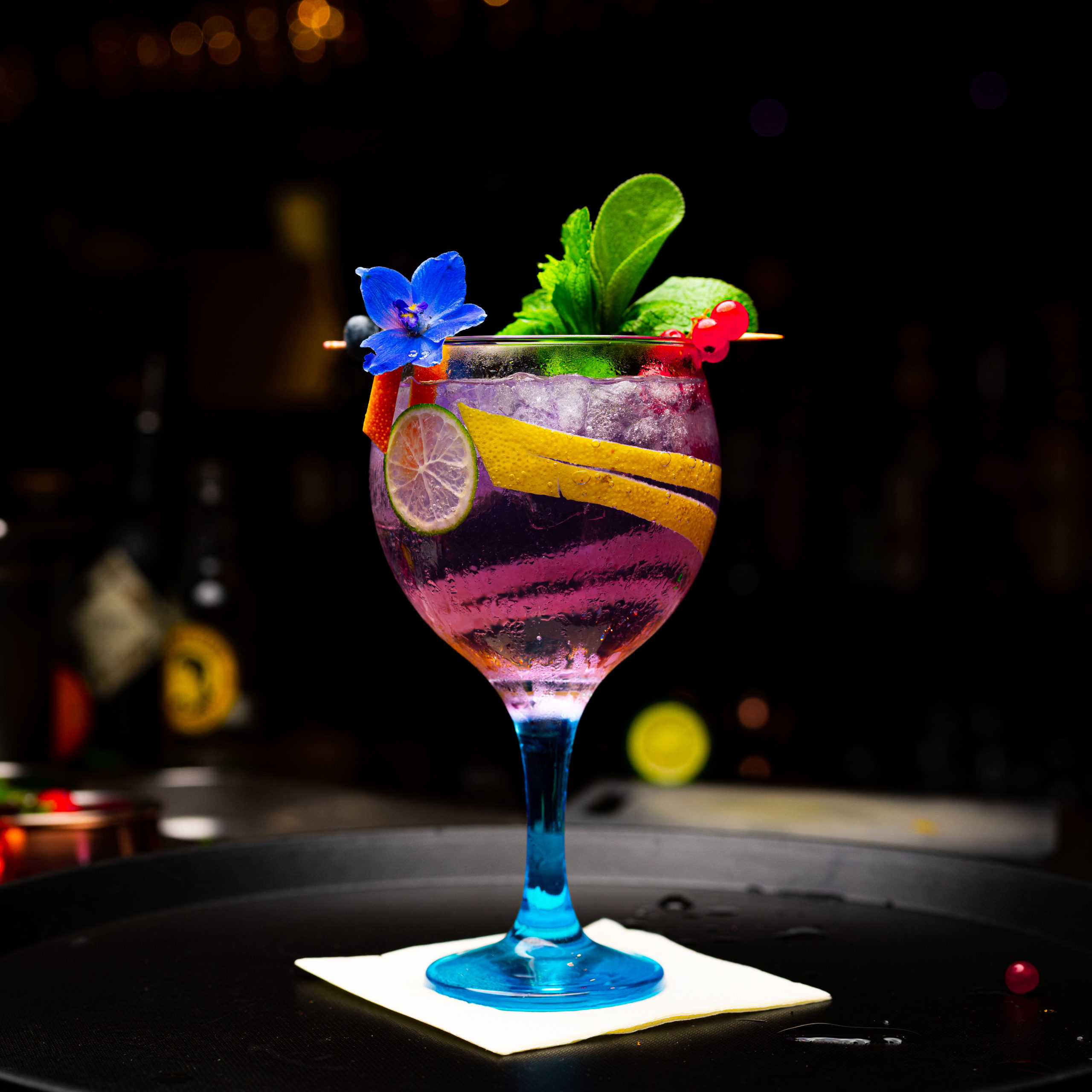 Cocktailglas, aufgenommen aus einem Werbefilm von der twoseconds Werbeagentur